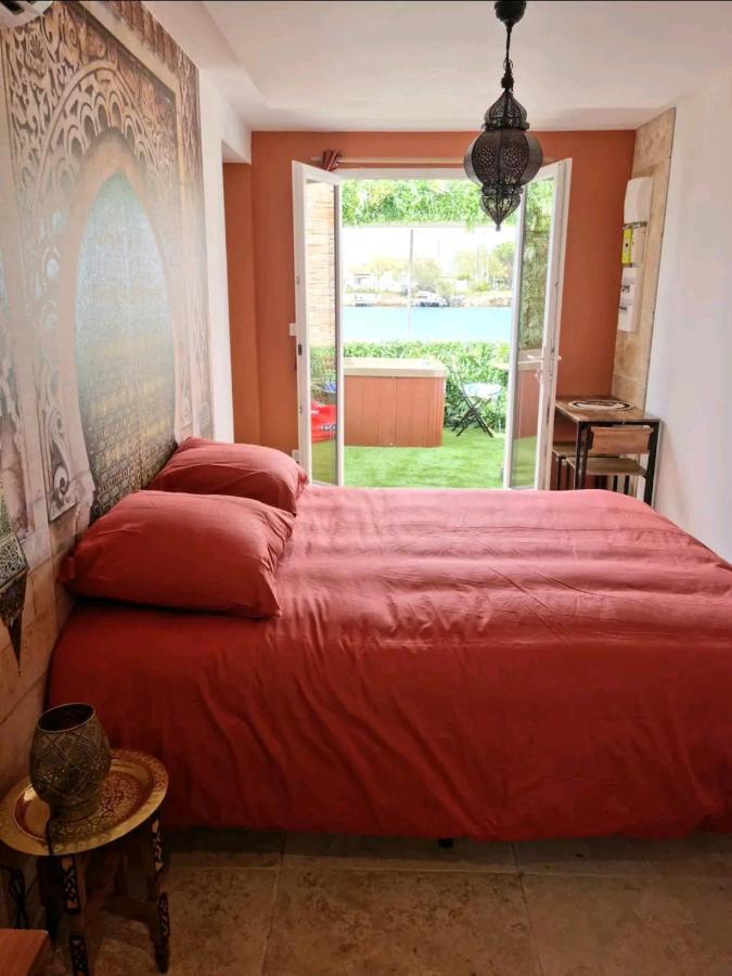 Apartment Jaccuzzi En Camargue