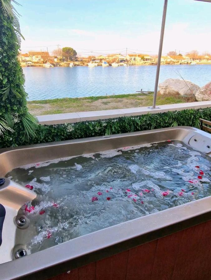 Apartment Jaccuzzi En Camargue Port-Saint-Louis-du-Rhône